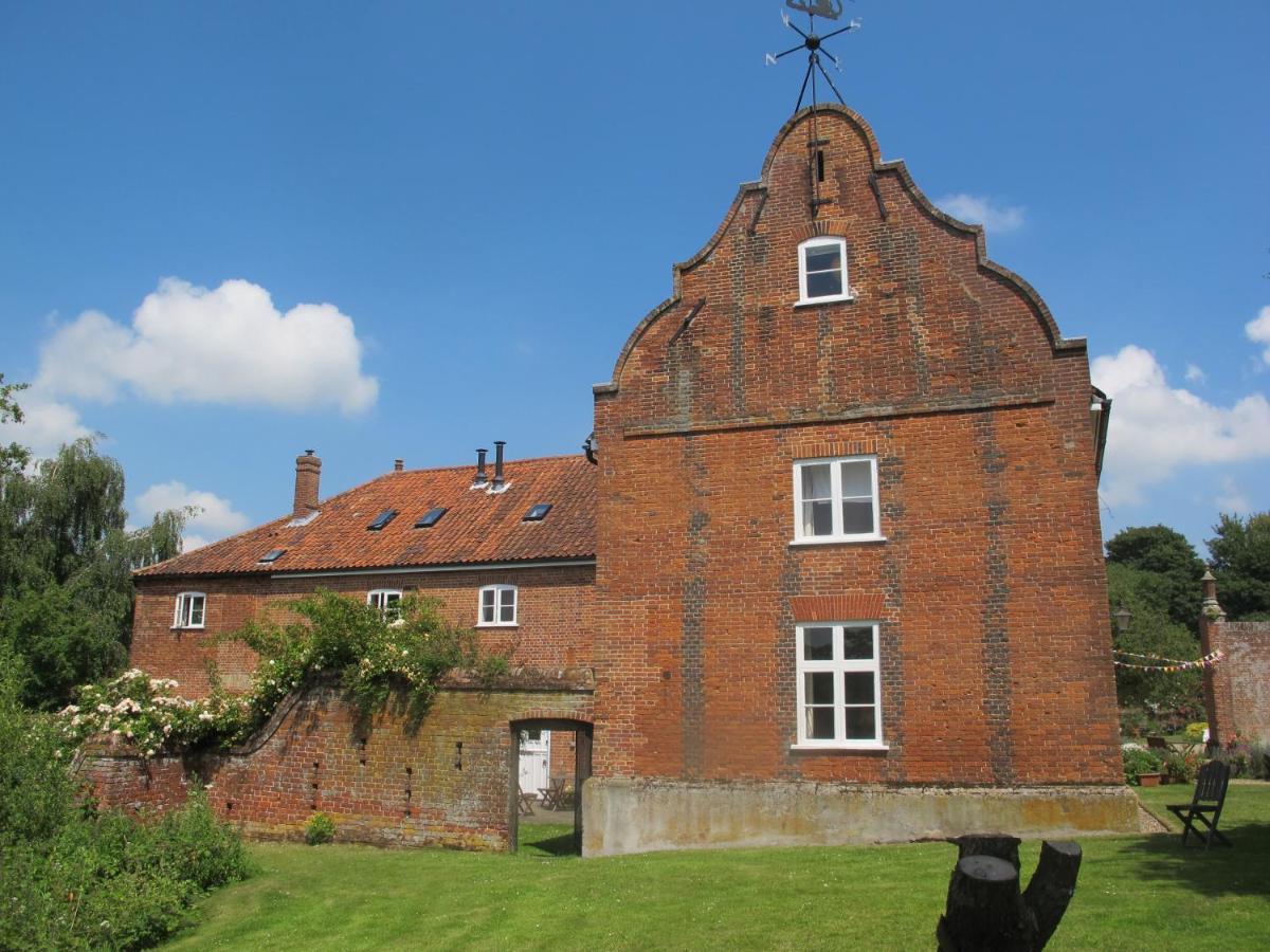 Hall * Spixworth
