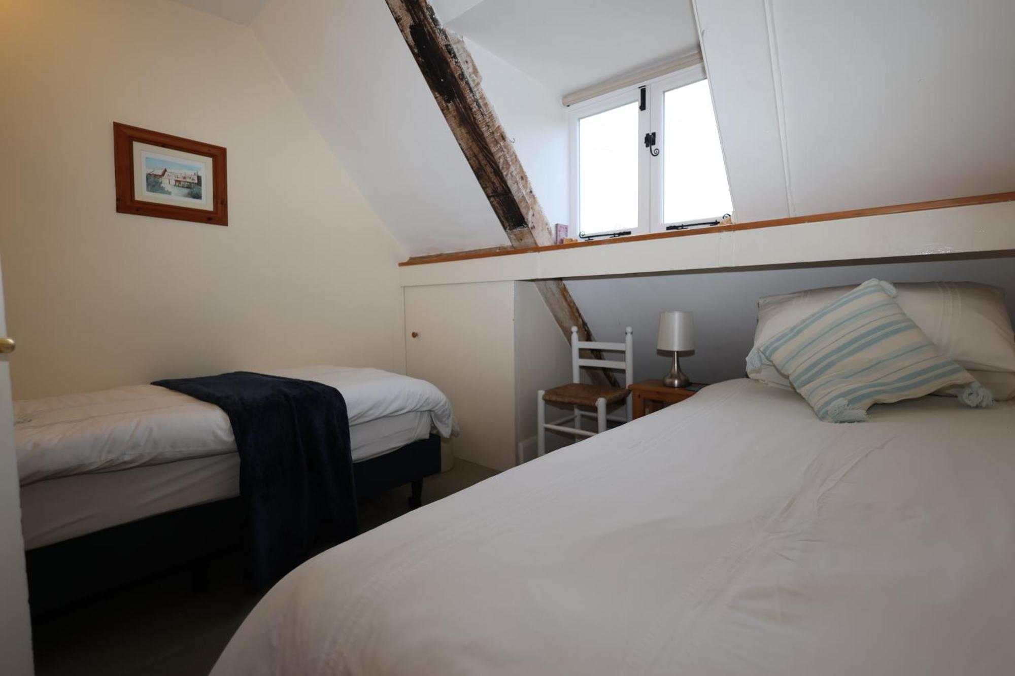 Apartment Hall *